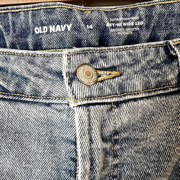 Old Navy Ultra High Rise Sky Hi Wide Leg Jeans Lois Women’s 14 - Picture 5 of 15